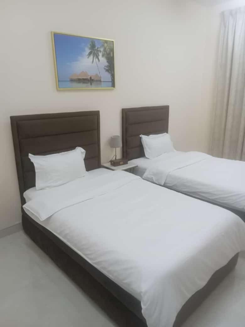 Al Rawda Apartments -Ajman Esterno foto